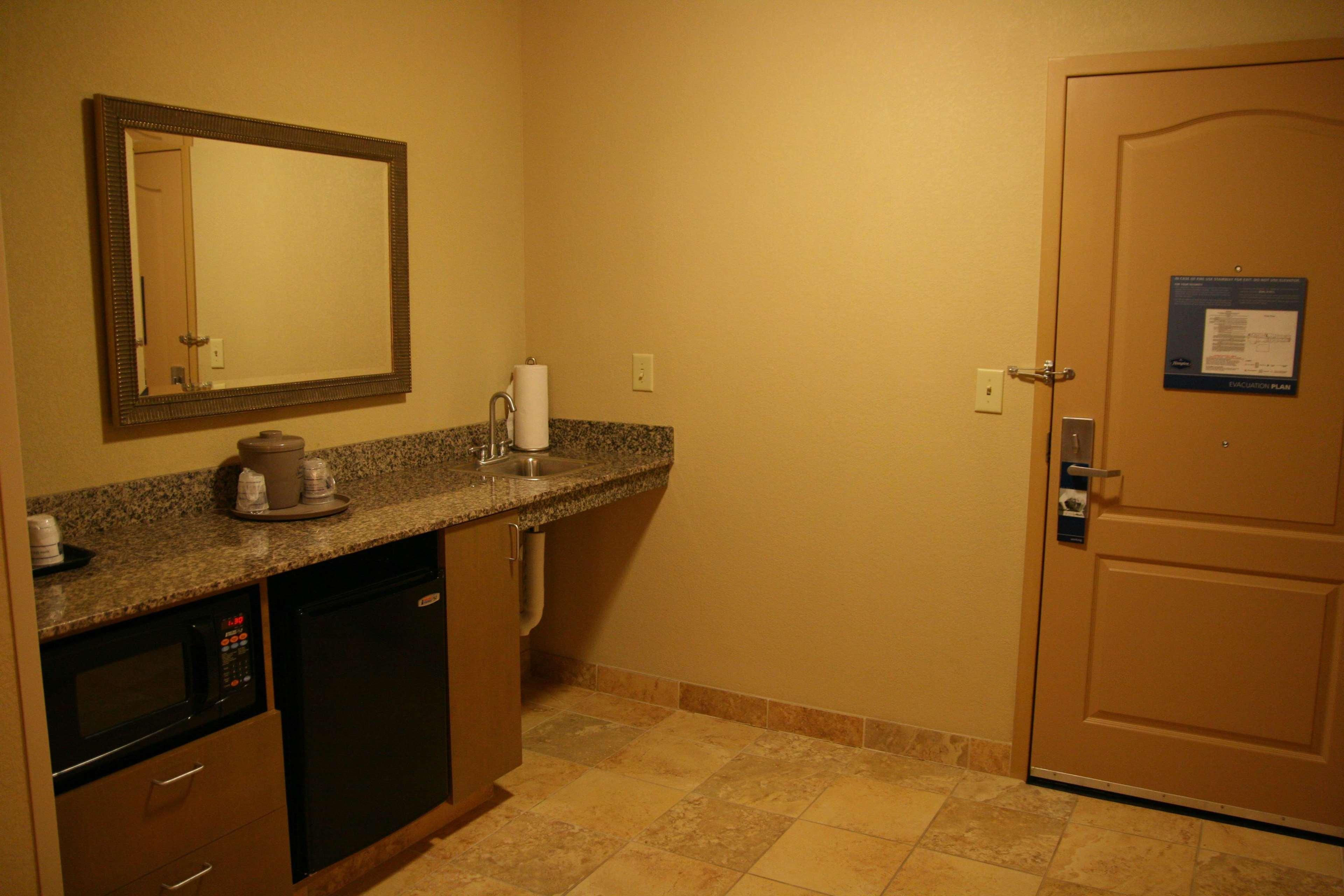 Hampton Inn & Suites Mobile Providence Park/Airport Rom bilde