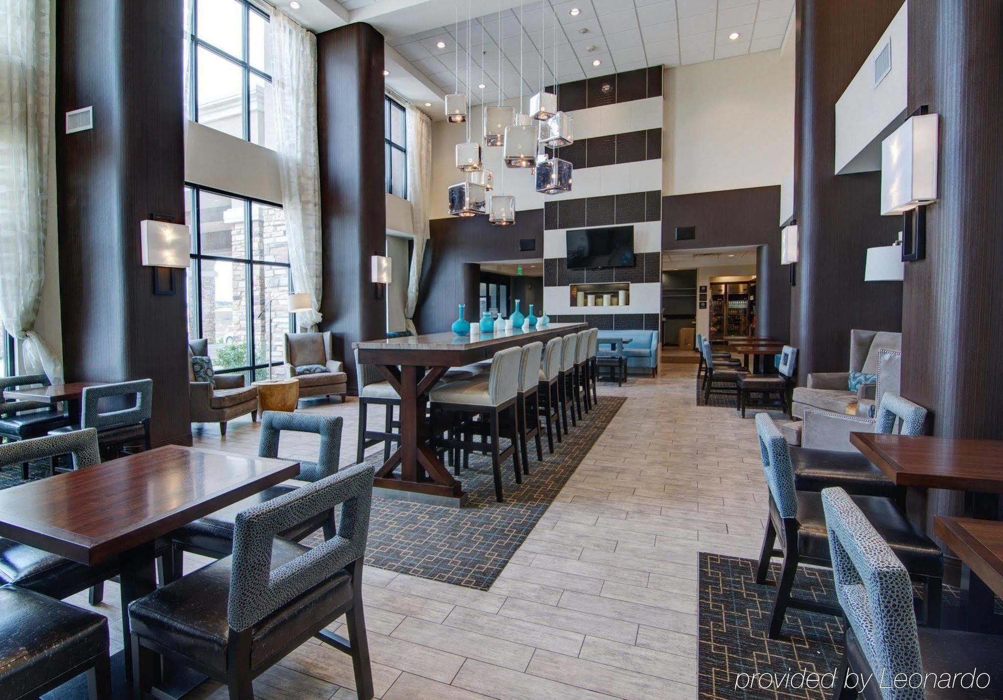 Hampton Inn & Suites Mobile Providence Park/Airport Eksteriør bilde