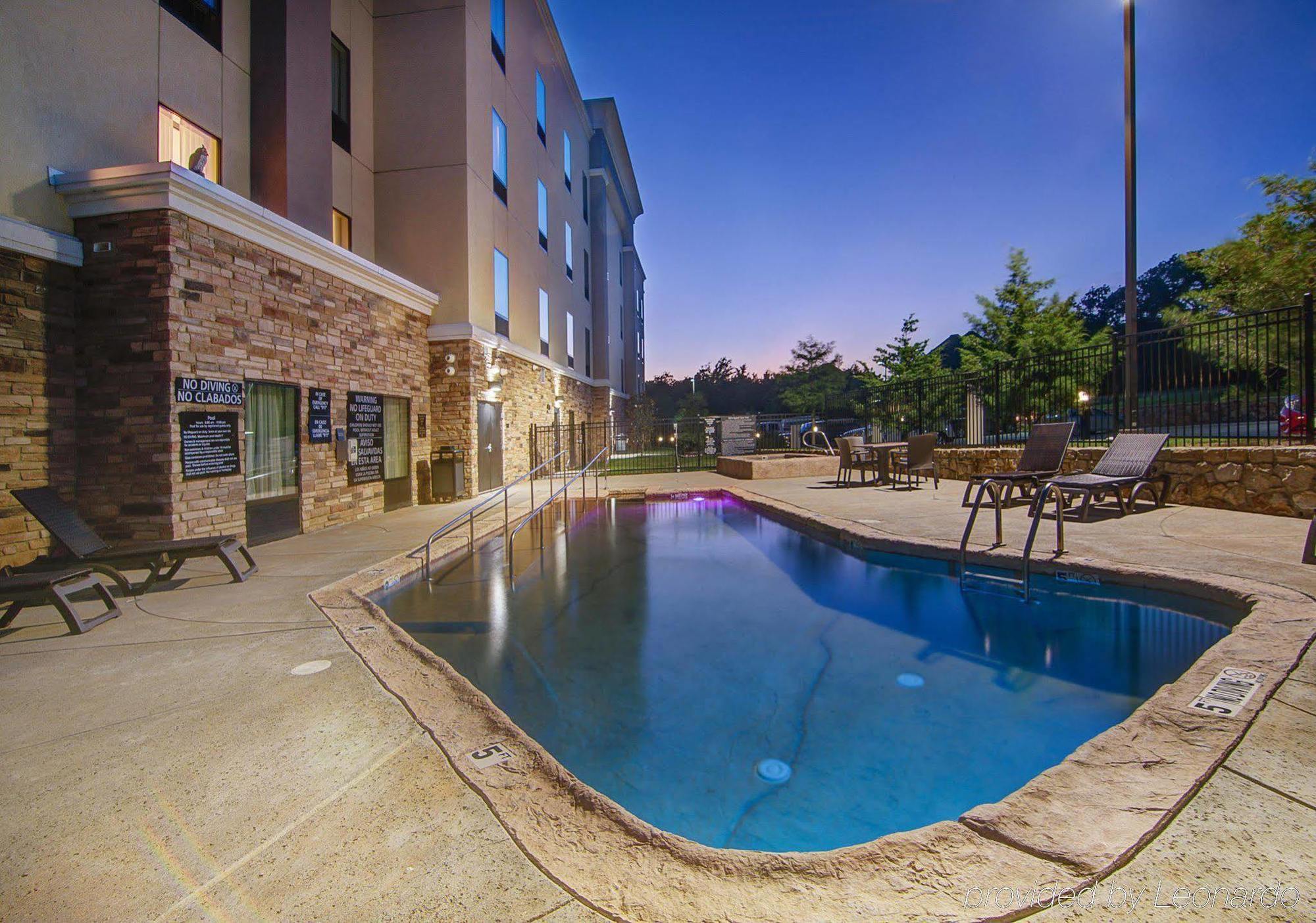 Hampton Inn & Suites Mobile Providence Park/Airport Eksteriør bilde